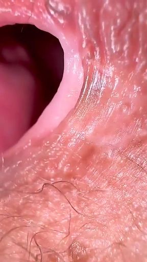 Jaw-dropping moment from &quot;Fuck. She said she was a virgin but my dick was hanging loose like in a saucepan!&quot;