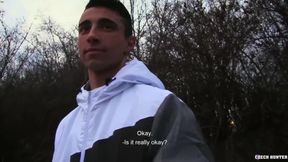 CZECH HUNTER 412 - Athletic Jock Takes A Fat One Up His Ass For Cash
