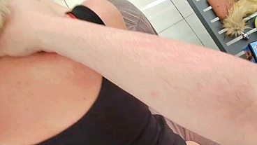 Milf soumise au ordres de sont maître ce bien bien enculer à fond