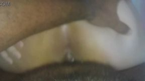 desiresouza - casada esperou marido sair para dar pro vizinho, que finalizou comendo o cozinho com forca