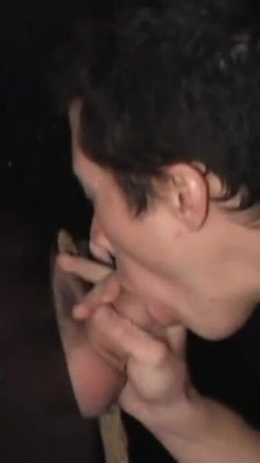Sucking straigths in glory holes area