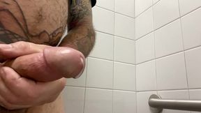 Slow-mo cumshot during work hours