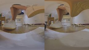 3DVR180 HEIYU sneakers Smelly feet POV Training Dwarfs