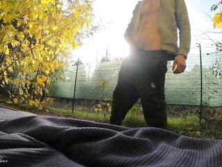 DICKFLASH in the PARK: a lewd mother i'd like to fuck can&#039;t resist to give a me a hard titty screw