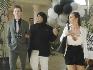 ”TUSHY Feature Showcase Abigail Part 4”