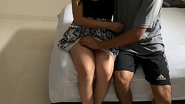 VIDEO COMPLETO CUÑADA ME VISITA EN FALDA CORTA MIENTRAS SU NOVIO SE FUE A TRABAJAR LA LLENO TODA DE LECHE