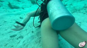 Supergirl Meets the Horniest Octopus in Bonaire