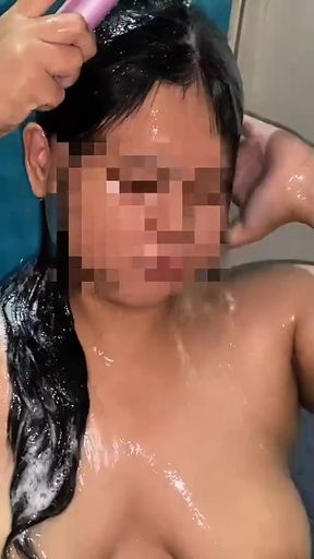 Memorable moment from &quot;Beautiful girl again having fun bathing is very seductive, really beautiful body&quot;
