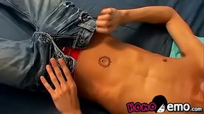 Twinky blond cutie squirts cum on his sexy belly