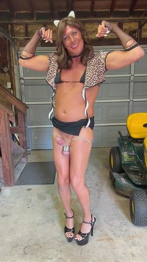 Swinging Cock Dance!