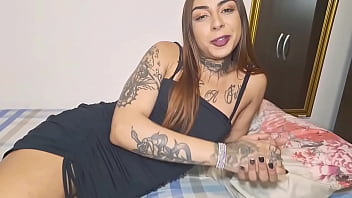 Sexo oral quente e babado,anal apertado, ninfeta safadinha- Completo no Red e no Sheer