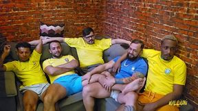 hora de ver futebol com os amigos acabou em foda