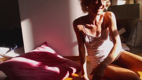 Masturbation in Nightie