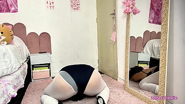 Chubby Ballerina Farting While Stretching After Class