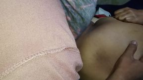 My Friend's Wife's Pussy Was Licked Until She Squirted in the Closet