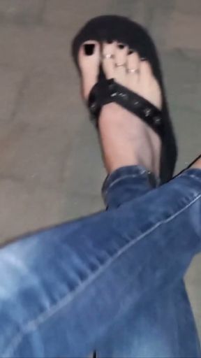 I cum in the street at the sight of my feet   Clip 1