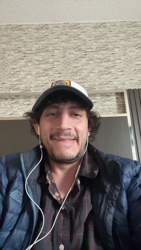 This is me just a few hours ago When I just arrived at my New York Hotel!