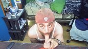 abriendo mis nalguitas de puta, Saludos a mi compa Leo