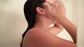 Diamond Kitty Decides To Get Wet And Wild In The Shower