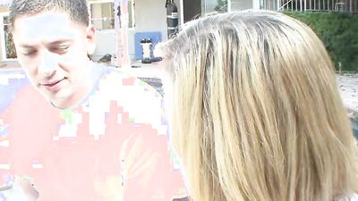 Young blonde babe Mae Meyers craves for double penetration and deepthroating Eric Swiss