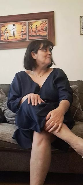 Horny stepmother knows how to seduce her stepson