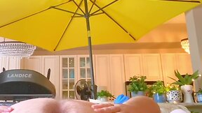 Big booty daddy and hole with hands-free cumshot