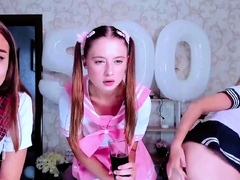 Webcams teen lesbian