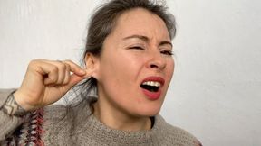 ears in pain aV