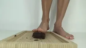 Beautiful MILF tramples cottage cheese with her sexy feet