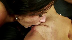 niki sweet and lionella knox lesbian ass eating
