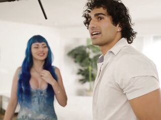 Large Bootied Baddie Jewelz Blue Gets Piped by Her Hawt Blind Date