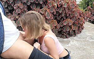 Blondieblow, they almost caught us while she gives me a bj in a public garden