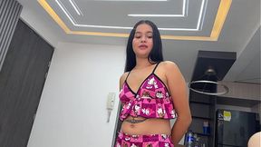 My best friend's stepsister invites us to spend a very quiet afternoon with friends  What my friend doesn't know is that she has planned a hard fuck and that I jizz really hard
