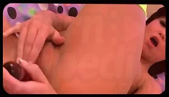 Brunette Amateur Jay Bonnie’s Intense Anal Play with a Large Dildo