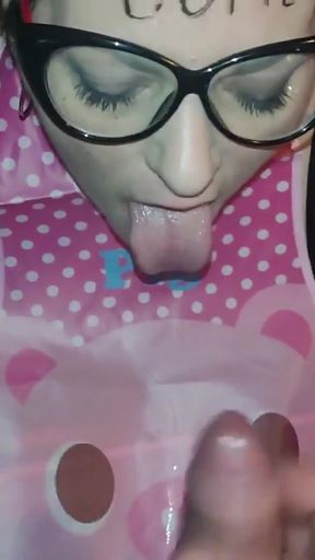 We were made to be cumsluts PIG WIFE CUM WHORE   Clip 1