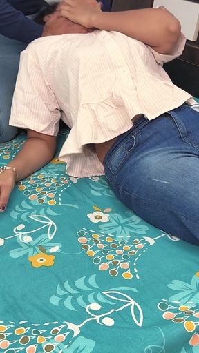 Komal Went on Vacation with Her Husband and Went to the Neighbor's Room and Got Pussy