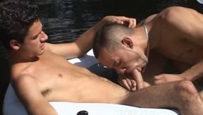 Horny Latino guys : fuck in the wild, fuck in the car