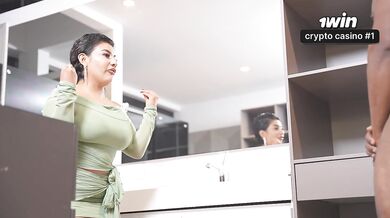 El capitan del equipo me destroza con su enorme BBC!