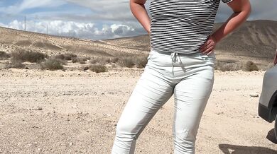 Sunshine Nude shocks public with urgent outdoor wetting pants