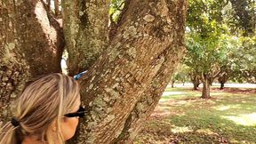 showing off in a public park and giving my ass to vagninho s big dick to fuck. luna oliveira e vagninho