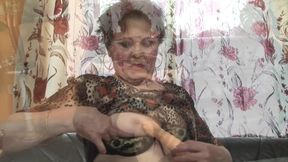 Granny enjoys her dildo!
