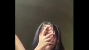 Me acabando na siririca n&atilde_o tem homem!