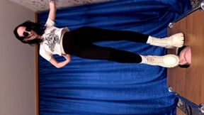Your floor-face is so tiny under my Tendance chelsea boots (part 4 of 7), flo711x 2160p
