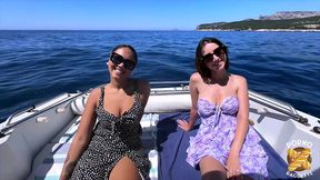 en pleine mer, elektra et hellolimoon s amuse comme des folles !