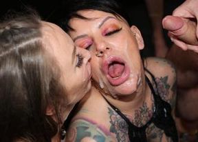 Lusty duo hook up for a bukkake