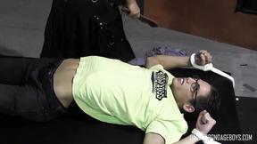 ”Vin Is Surprised With The Twinks Pain Tolerance”