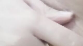 Fingerin Orgasm Cumshot (ارگاسم) (خودارضایی)