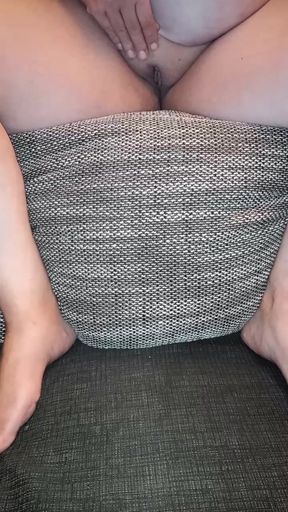 Hungry Roma Pussy Can&#039;t Wait For Big Cock To Go Into It I Need To Rub It Into Mature 20cm Cock