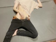 ネカフェで寝転って身体捩らせながらオナニーしてみた♡ちんちん気持ちいいっ// Masturbation while twisting my body