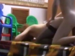 Maman francaise baise au travail en levrette - Amateur